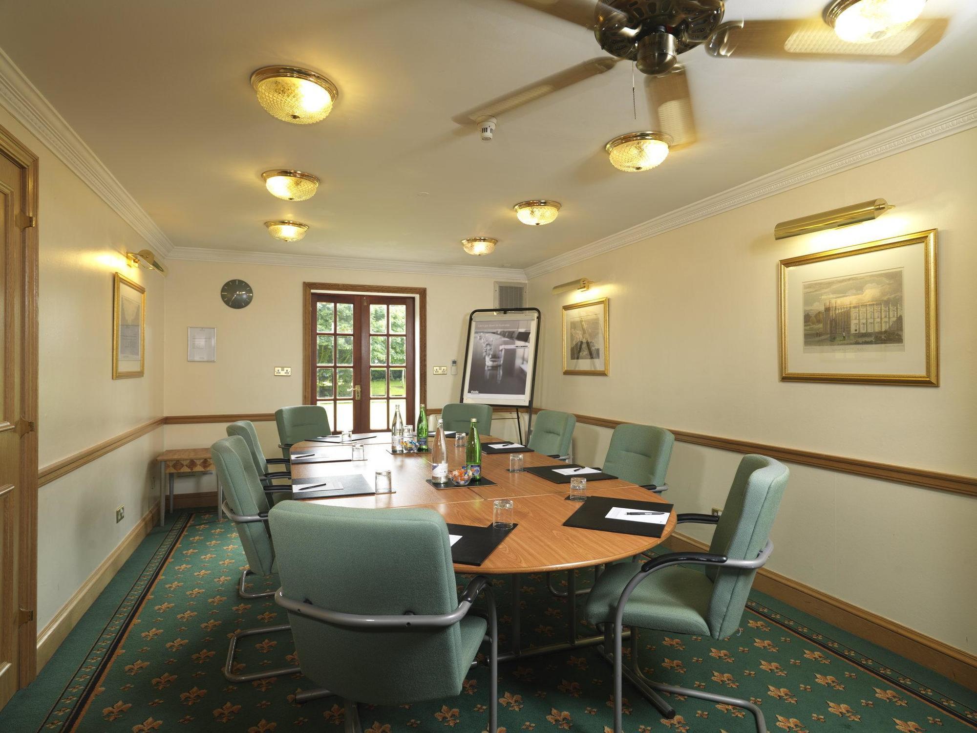 Leonardo Hotel East Midlands Airport Касъл Донингтън Екстериор снимка